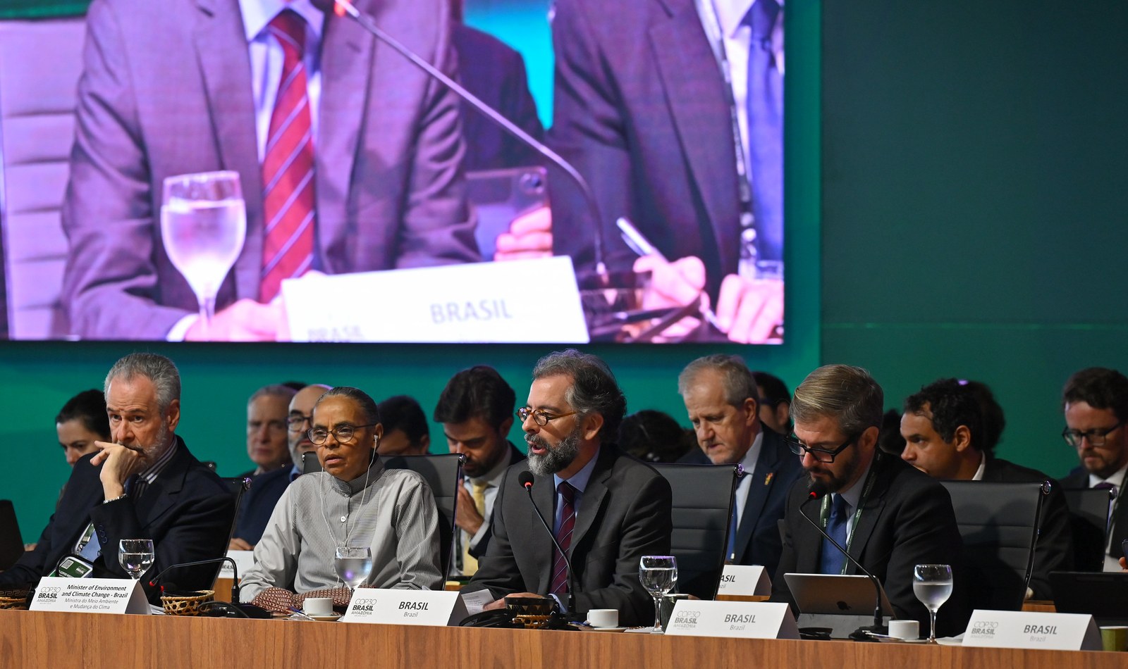 Brasil quer quadruplicar combustíveis verdes